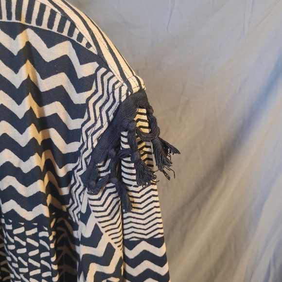 Vintage Black and White Patterned Jacket - Picture 4 of 11